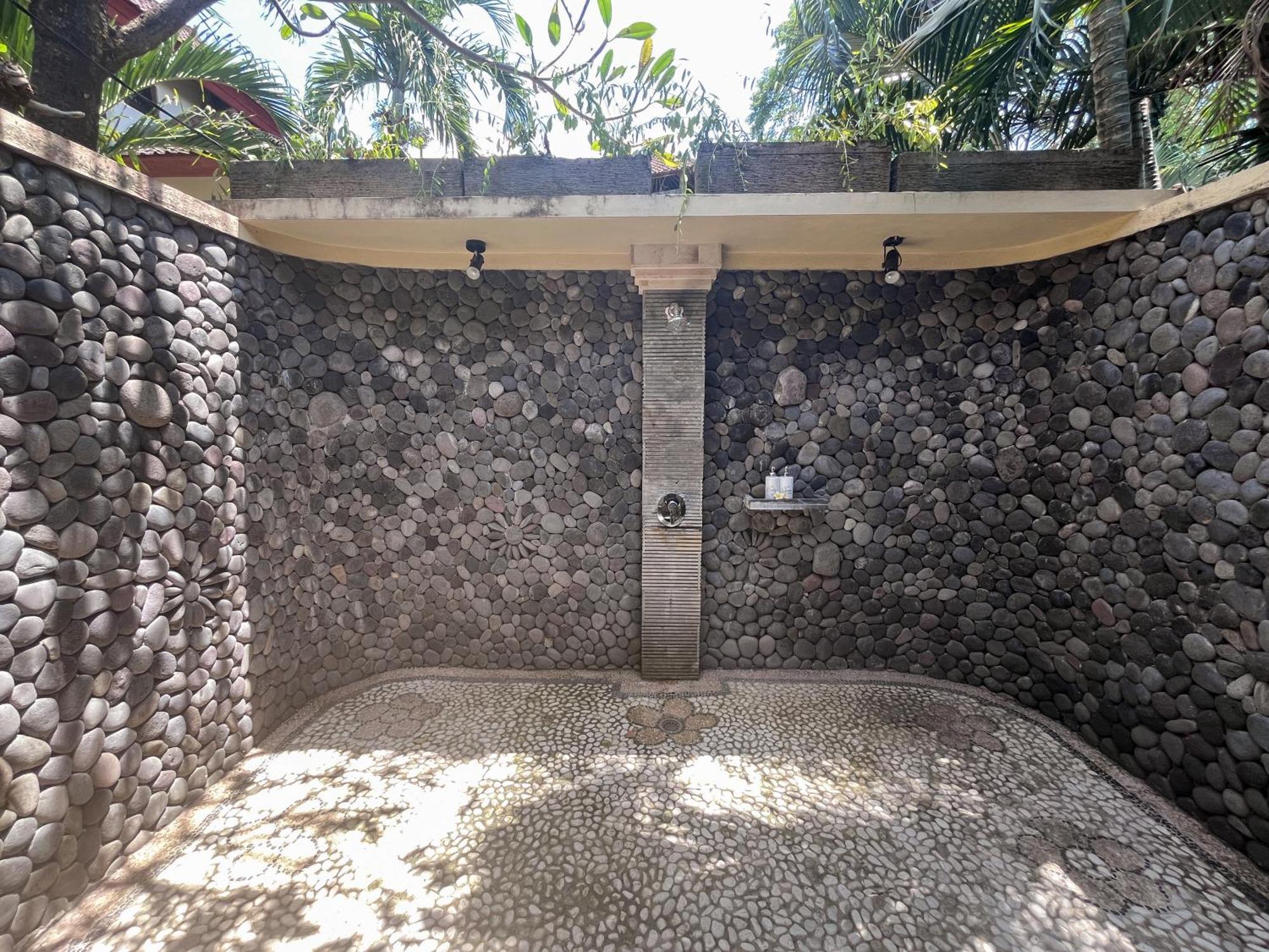 Apa Kabar Villas อาเม็ด ภายนอก รูปภาพ